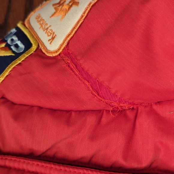 vtg Ski junkie Jacket Red Puffer Quilted retro Ski Bum resort patches sz M - Picture 9 of 15
